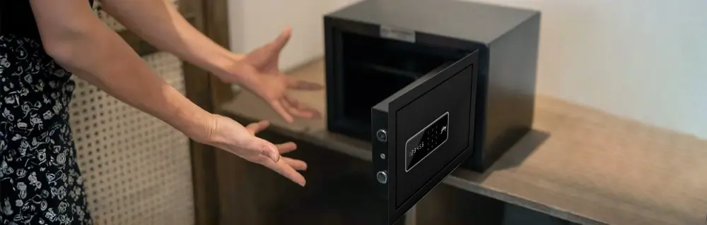 11-maintenance-tips-to-follow-for-home-lockers-1000px-x-319px-inside-blog-image_1788503616464_8oxvlr.webp